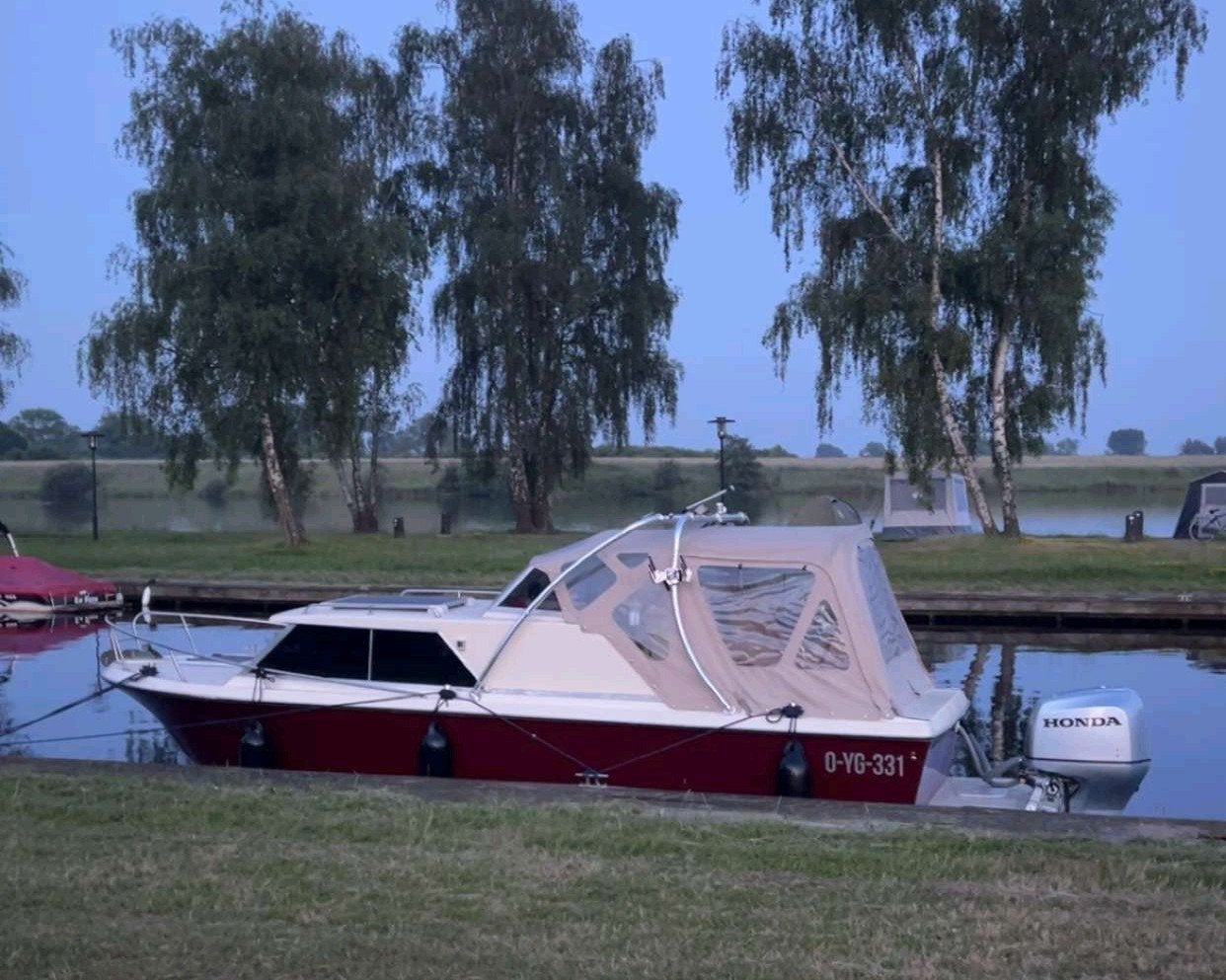 Kajuitboot SABRE 700 Honda buitenboord 225PK, Watersport en Boten, Kajuitboot, Buitenboordmotor, Polyester, Benzine