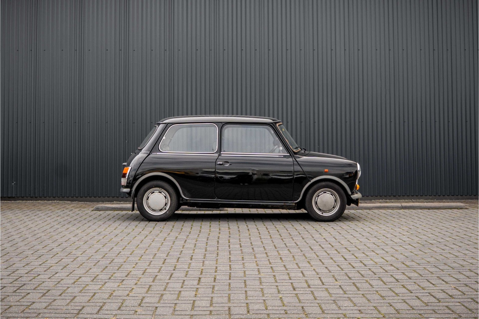 MINI 1000 E K9 | 4-Zits (bj 1990), foto 6