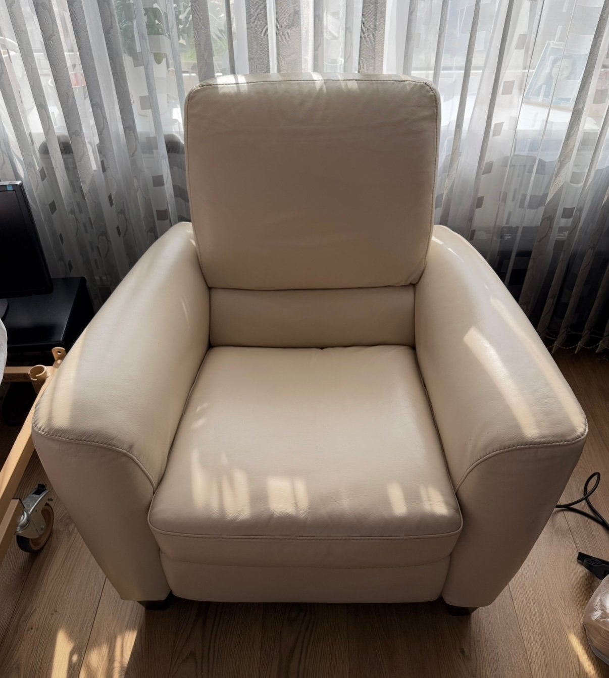 LEDEREN FAUTEUIL/RECLINER WIT/CREME, Ophalen, Minder dan 75 cm, Leer, Zo goed als nieuw