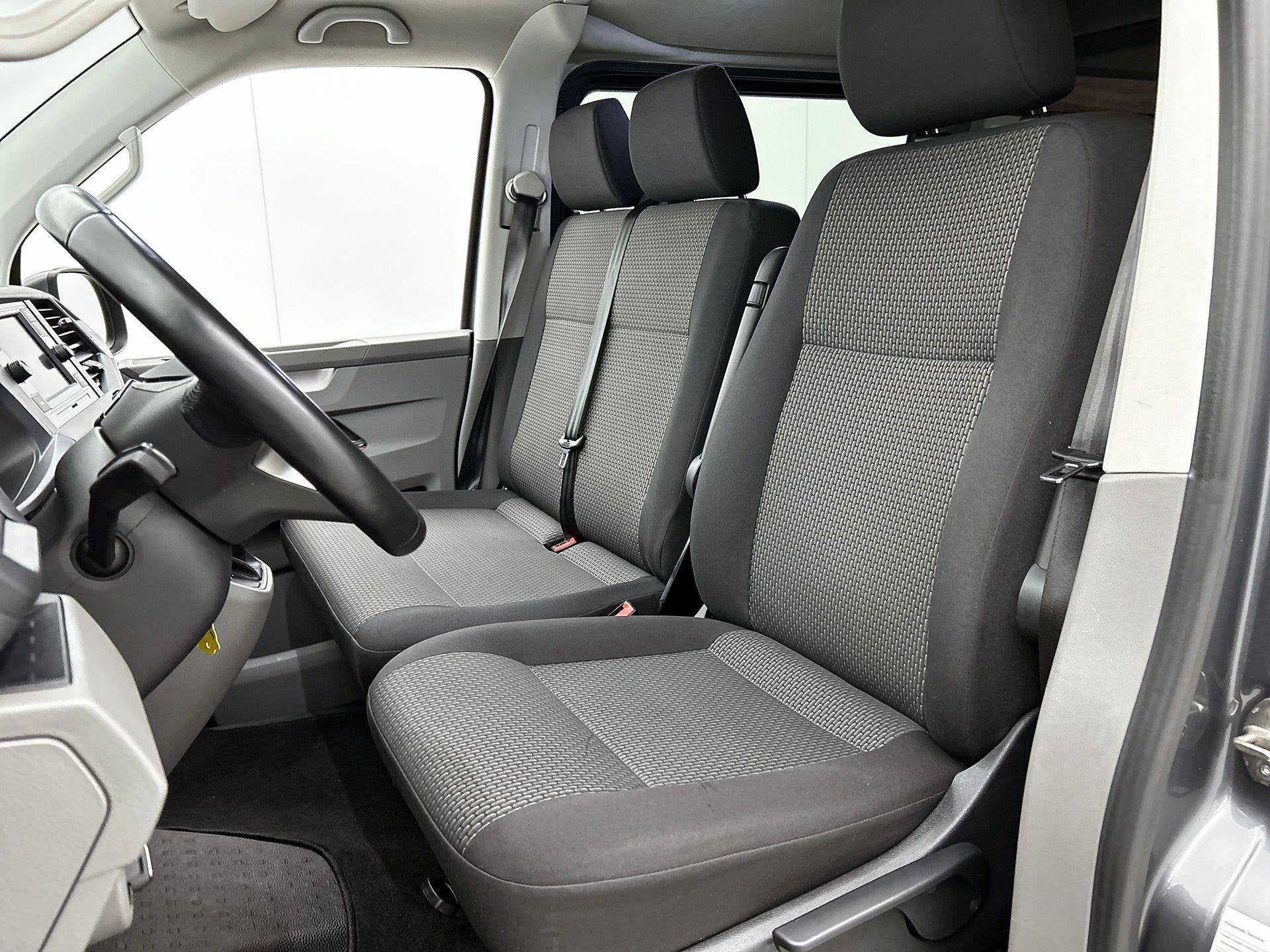 Volkswagen Transporter 2.0 TDI L2H1 Automaat Dubbele Cabine, Auto's, Stof, Gebruikt, 4 cilinders, 150 pk