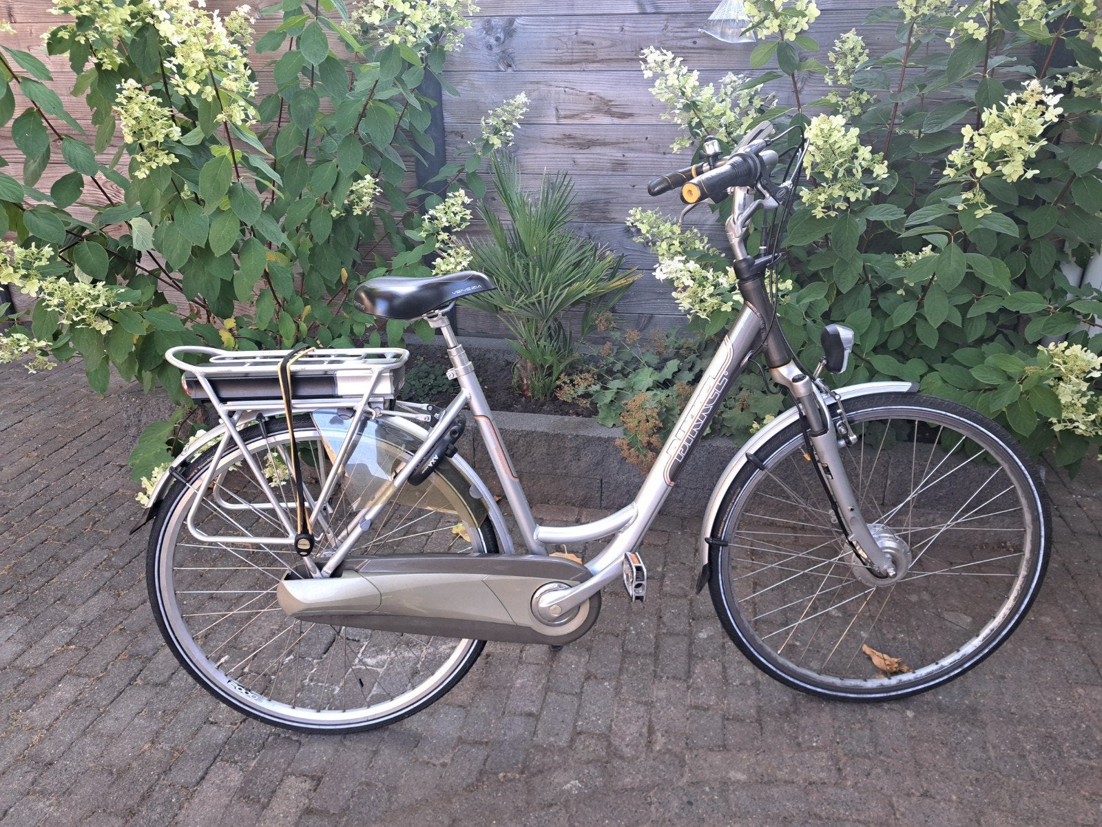 Bikkel elektrische fiets igs, Fietsen en Brommers, Gebruikt, 51 tot 55 cm, 50 km per accu of meer, Ophalen