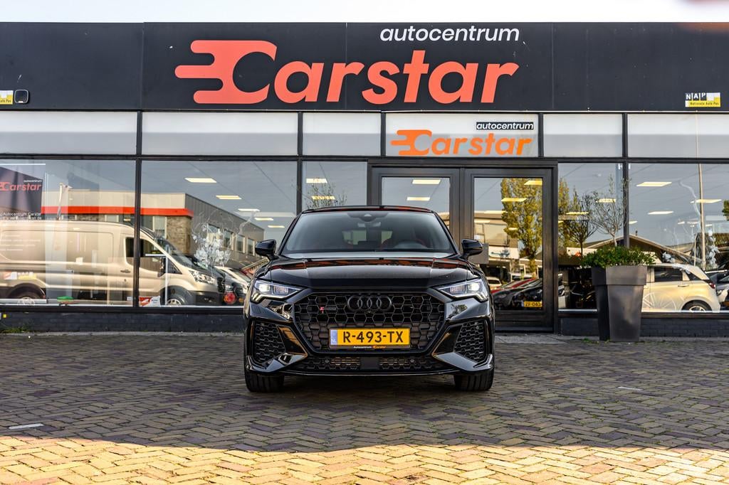 Audi Q3 Sportback TFSI RS|Miltek Uitlaat|Stoel ver|Pano|, Automaat, Gebruikt, 1675 kg, Zwart