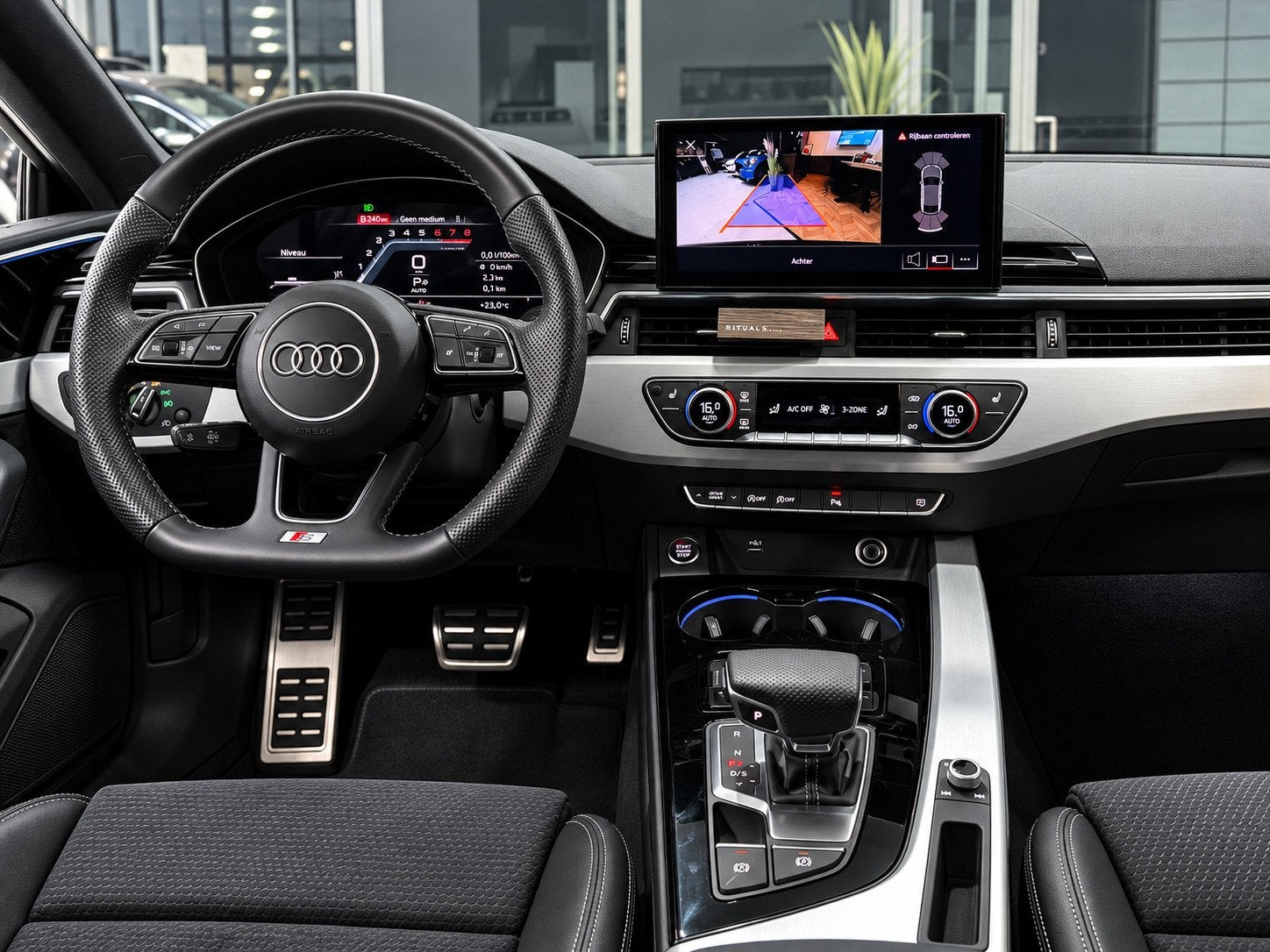 Audi A5 Sportback 35 TFSI S-Line|Competition|Pano|Keyless|Sf, Dealer onderhouden, Gebruikt, Euro 6, 4 cilinders