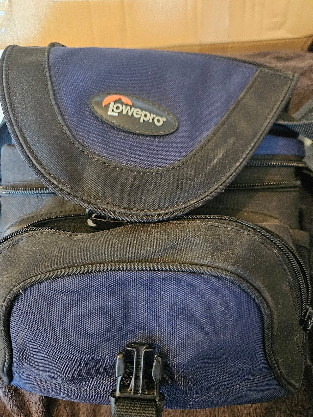 Lowepro Nova 1 AW cameratas - Blauw/Zwart, Audio, Tv en Foto, Fotografie | Fototassen, Blauw, Opbergvakken, Ophalen of Verzenden