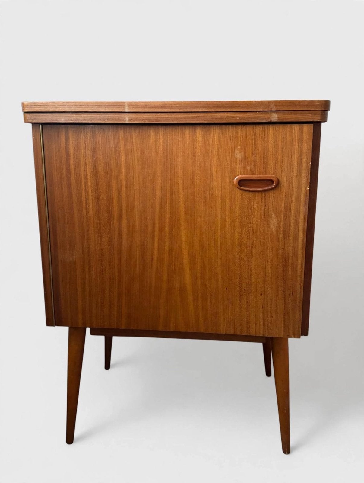 Vintage houten kastje met deurtje, Antiek en Kunst, Ophalen