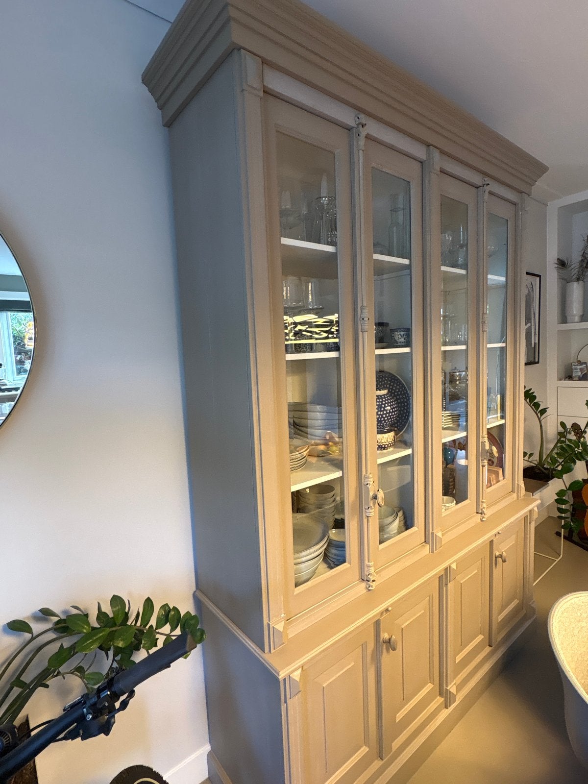 Kast met geslepen glas, Ophalen, Gebruikt