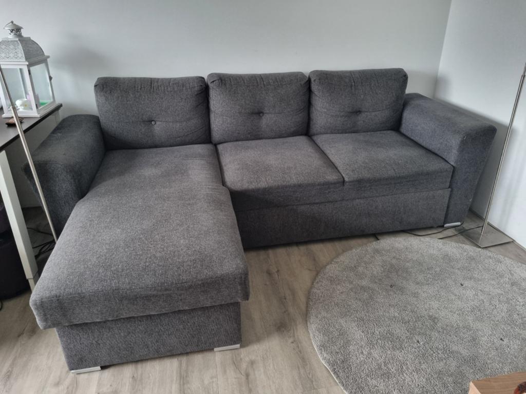Zwarte uitklapbank met chaise longue, Gebruikt, 125 tot 150 cm, Hoekbank, Driepersoons
