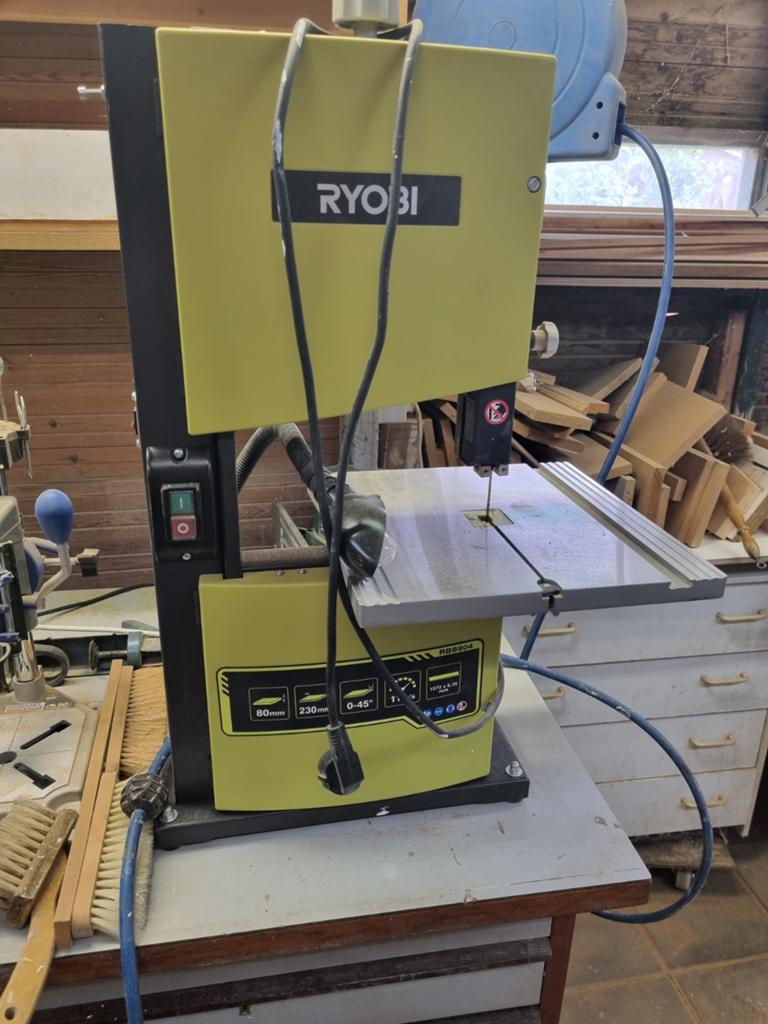 Ryobi Lintzaag - Zo goed als nieuw, Doe-het-zelf en Verbouw, Gereedschap | Zaagmachines, 70 mm of meer, 600 tot 1200 watt, Ophalen of Verzenden
