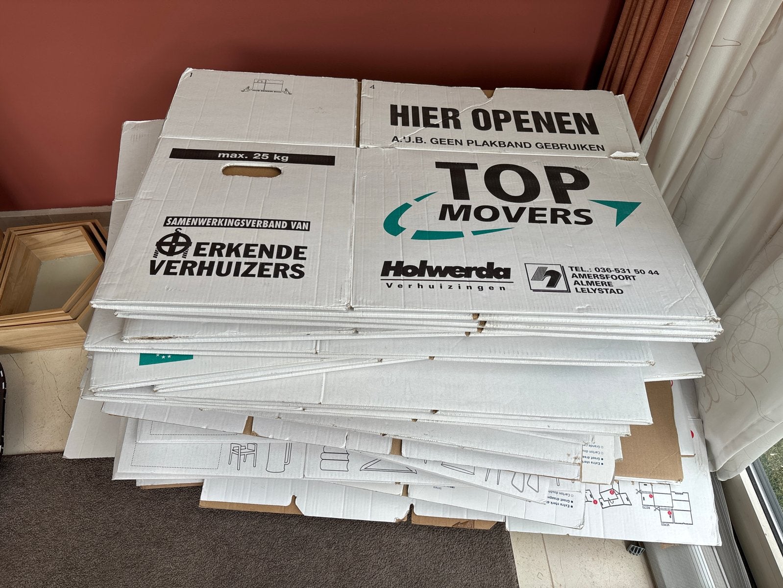 47 Verhuisdozen (40 stuks + 7 gratis) - Diverse Merken, Doe-het-zelf en Verbouw, Kratten en Dozen, Ophalen, 40 tot 60 cm, 50 tot 75 cm