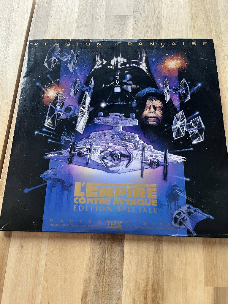Laserdisc STAR WARS L empire contre attaque Edition speciale, Ophalen of Verzenden, Zo goed als nieuw, Actiefiguurtje