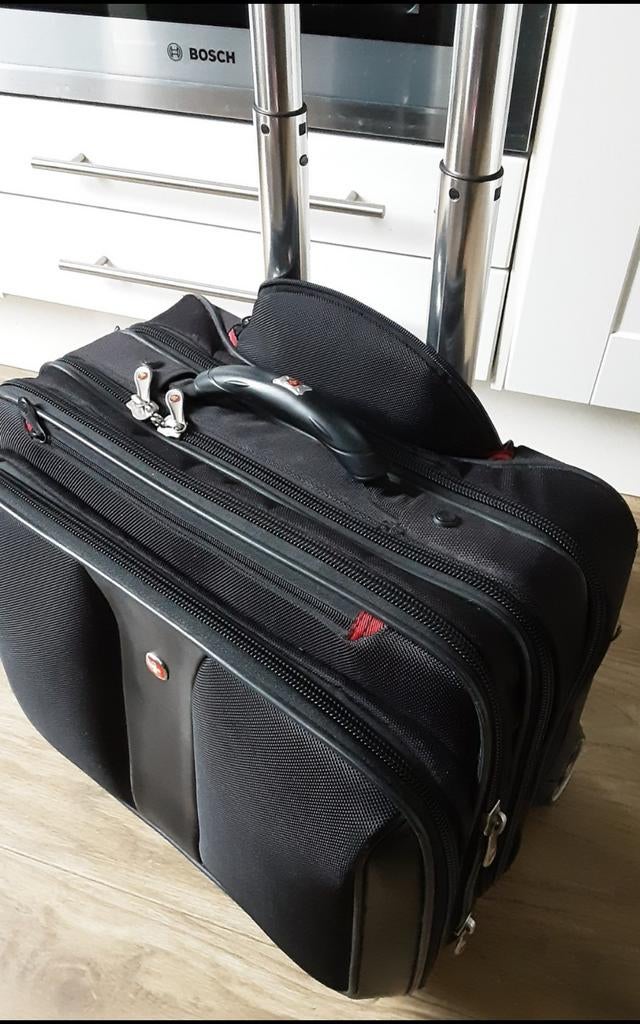 Roltrolley handbagage Piloten trolley Wengler laptoptas, Ophalen of Verzenden, Zo goed als nieuw, Zwart, 30 cm of meer