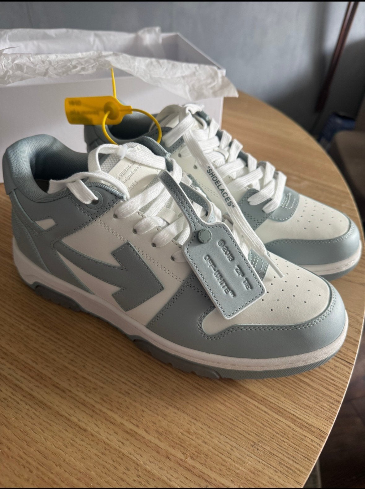 Off White Sneaker maat 44 Nieuw, Overige kleuren, Nieuw, Ophalen of Verzenden, Sneakers of Gympen