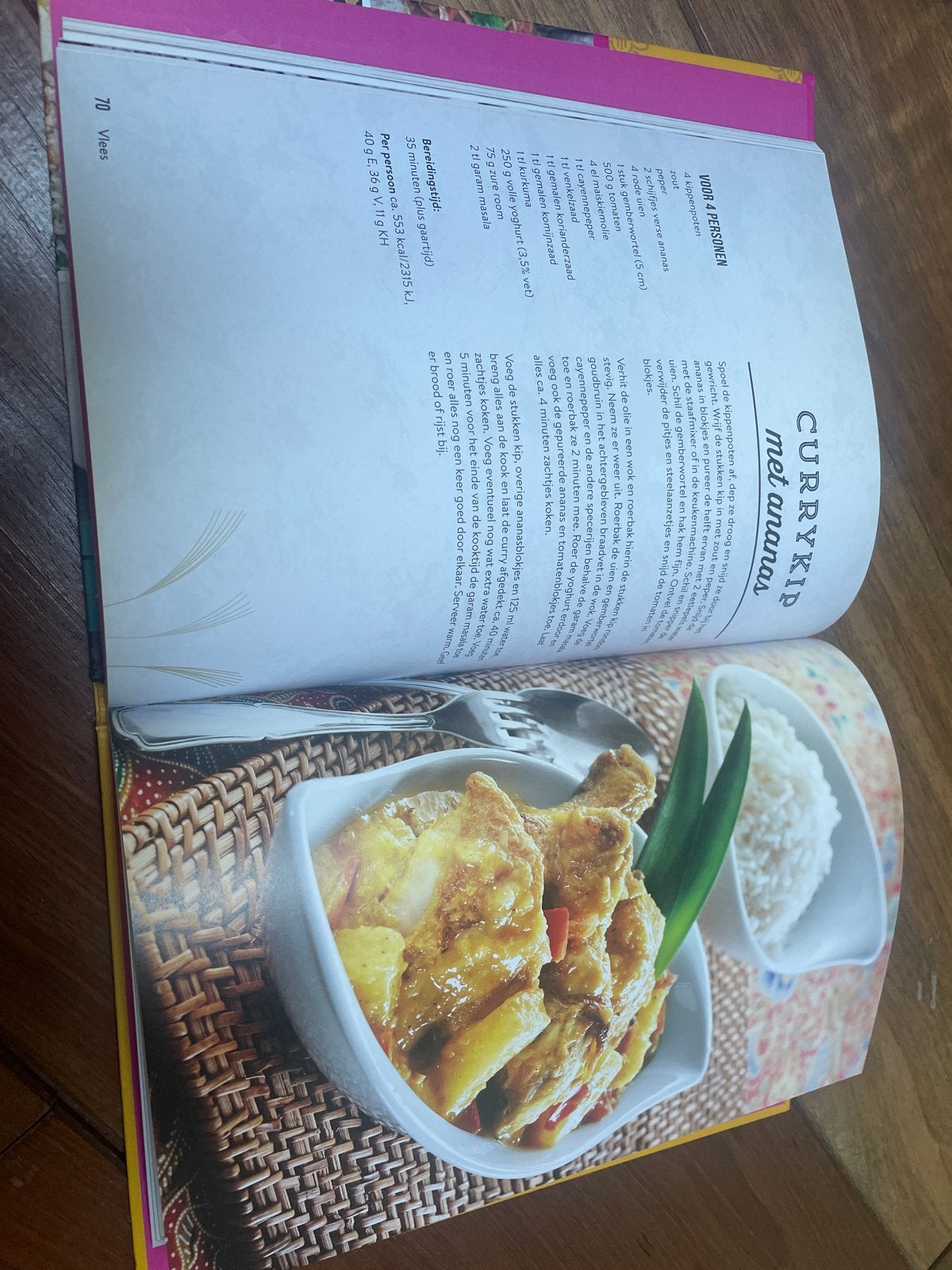 Curry's: De Beste Recepten - Kookboek vol smaak, Boeken, Hoofdgerechten, Azië en Oosters, Vegetarisch, Ophalen of Verzenden