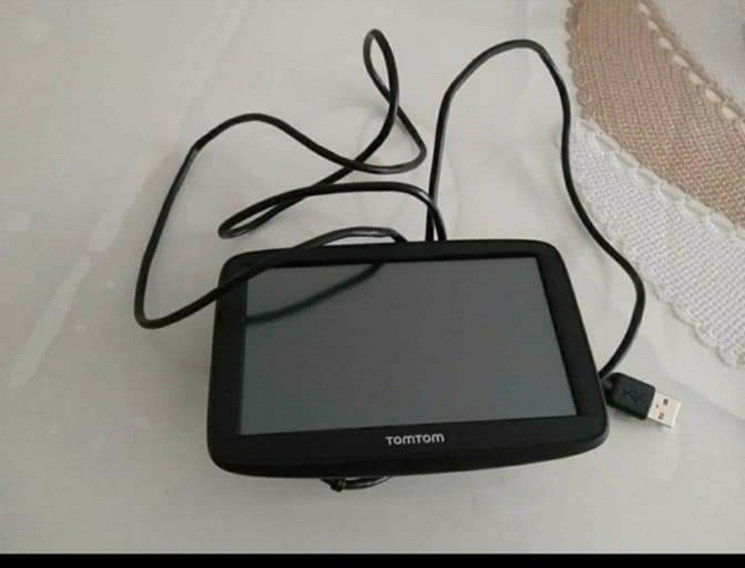 Te koop tomtom werkt prima met kabell met houder 1 stuks ale, Ophalen, Gebruikt