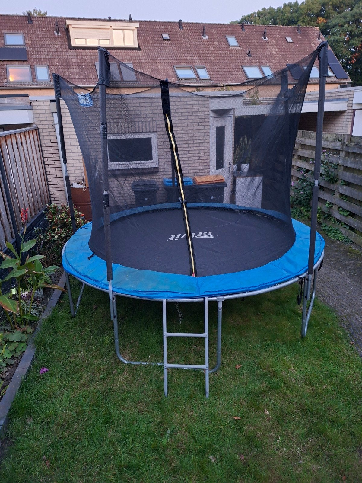 Crivit Trampoline met veiligheidsnet, Ophalen, Gebruikt