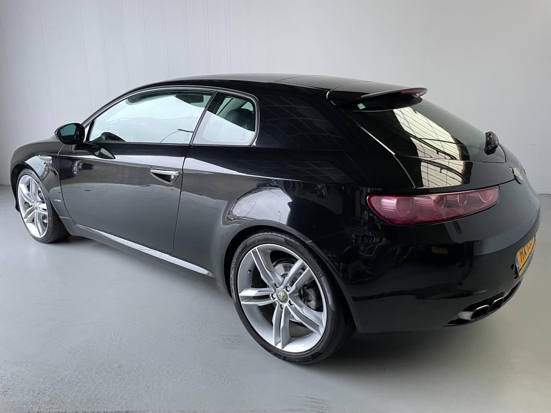 Alfa Romeo Brera 2.2 JTS Panorama Leer PDC Navi, Auto's, Brera, Gebruikt, Zwart, 4 cilinders