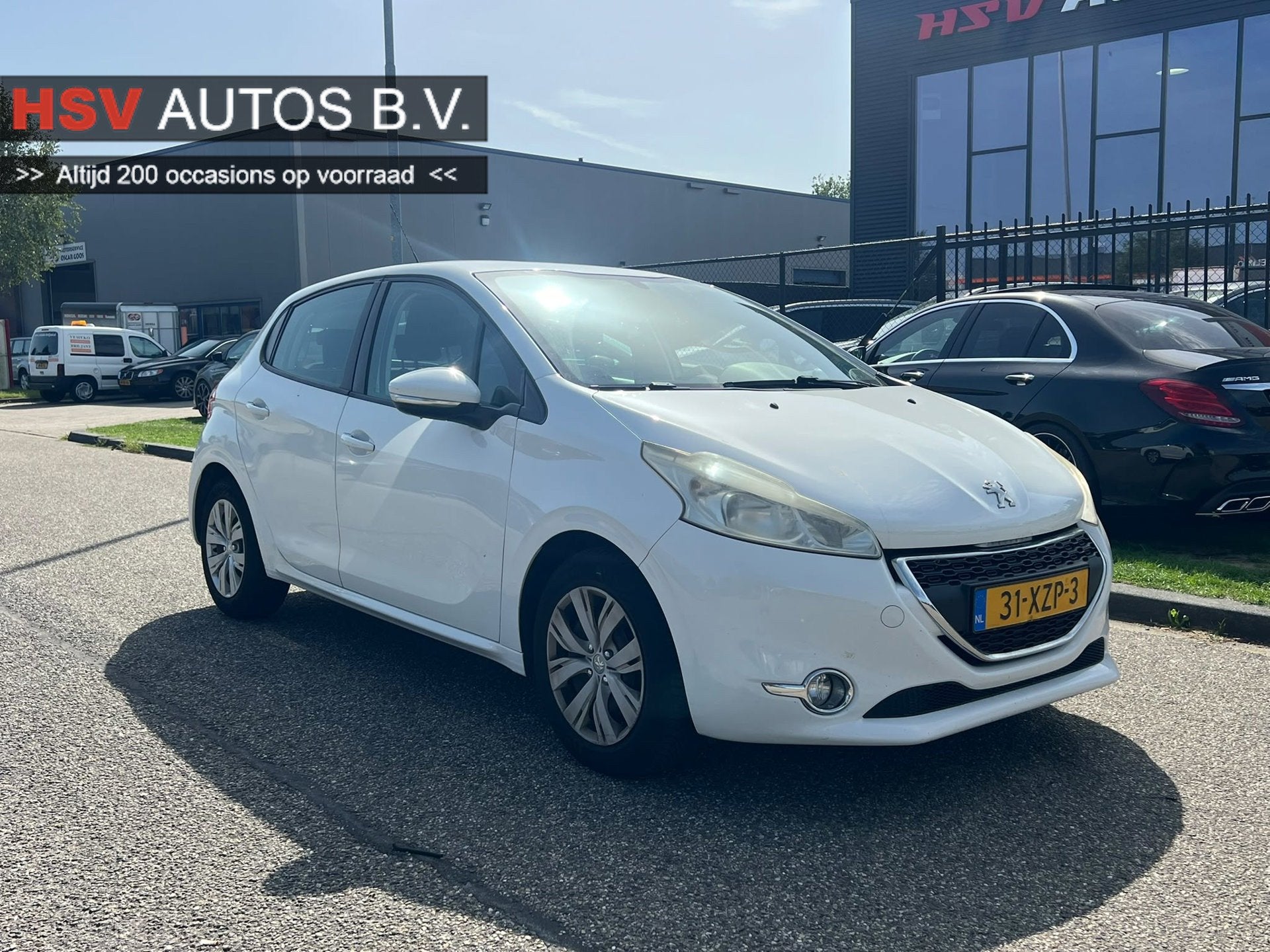 Peugeot 208