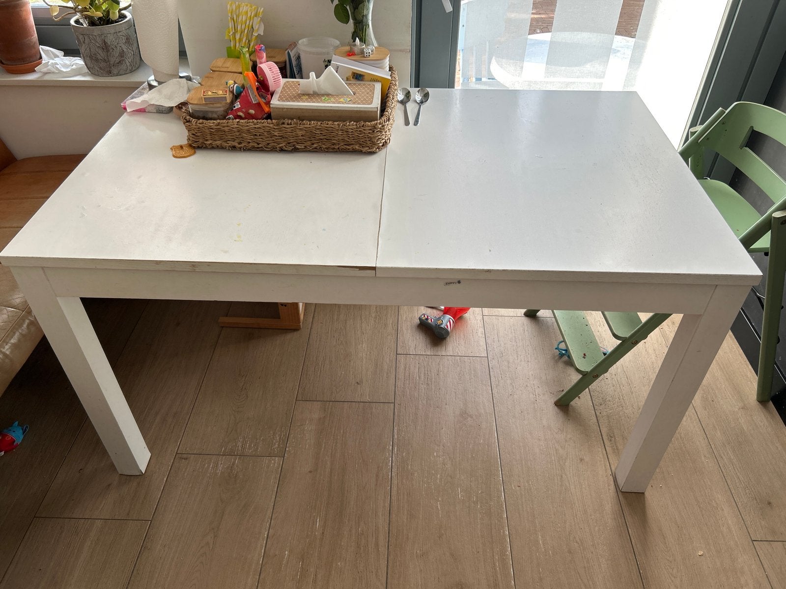 IKEA Uitschuifbare Eettafel - Wit, Huis en Inrichting, Ophalen, Gebruikt, 100 tot 150 cm, 50 tot 100 cm
