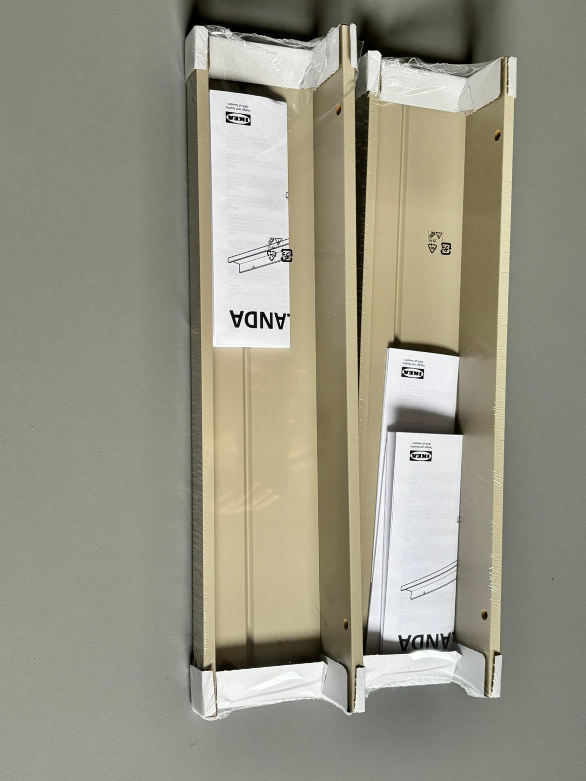 2 Ikea fotoplankjes, Ophalen, Nieuw