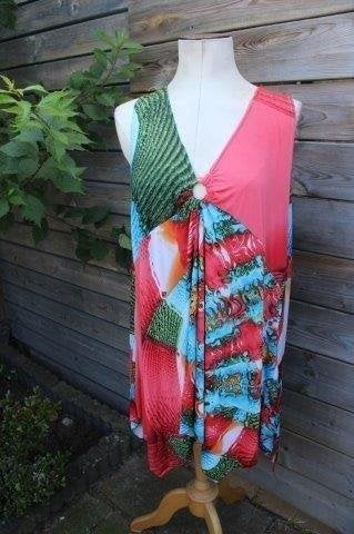 Zomertop rood/ kleur Magna mt 56/58 Vaste prijs, Rood, Shirt of Top, Ophalen of Verzenden, Magna