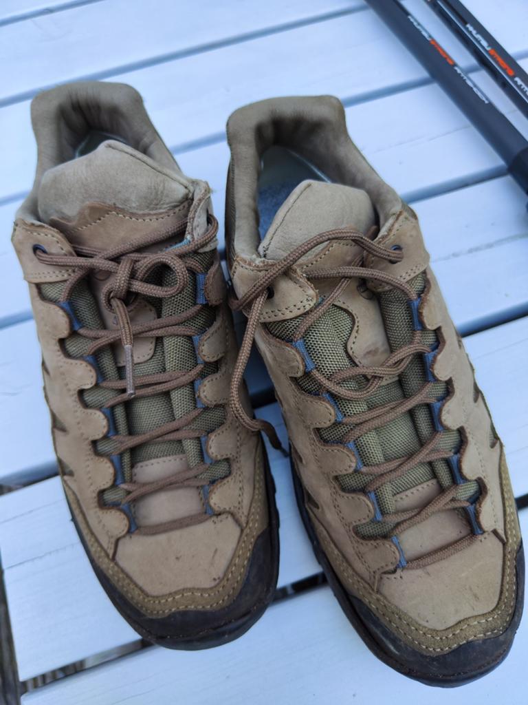 wandelschoenen, Ophalen of Verzenden, Zo goed als nieuw, Schoenen