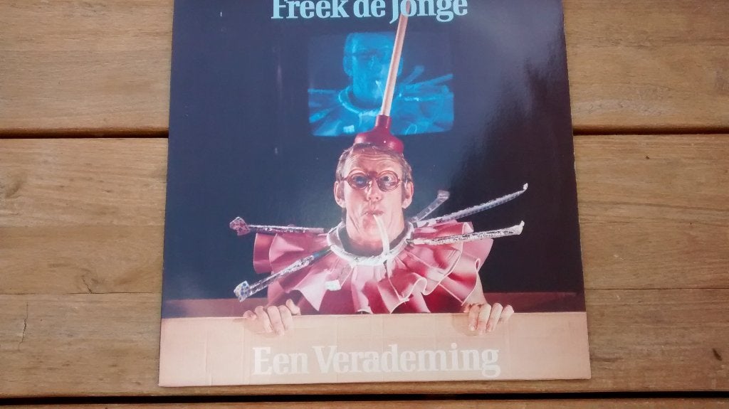 LP - Freek de Jonge - Een verademing, Ophalen of Verzenden, Zo goed als nieuw, 12 inch, Cabaret of Kleinkunst