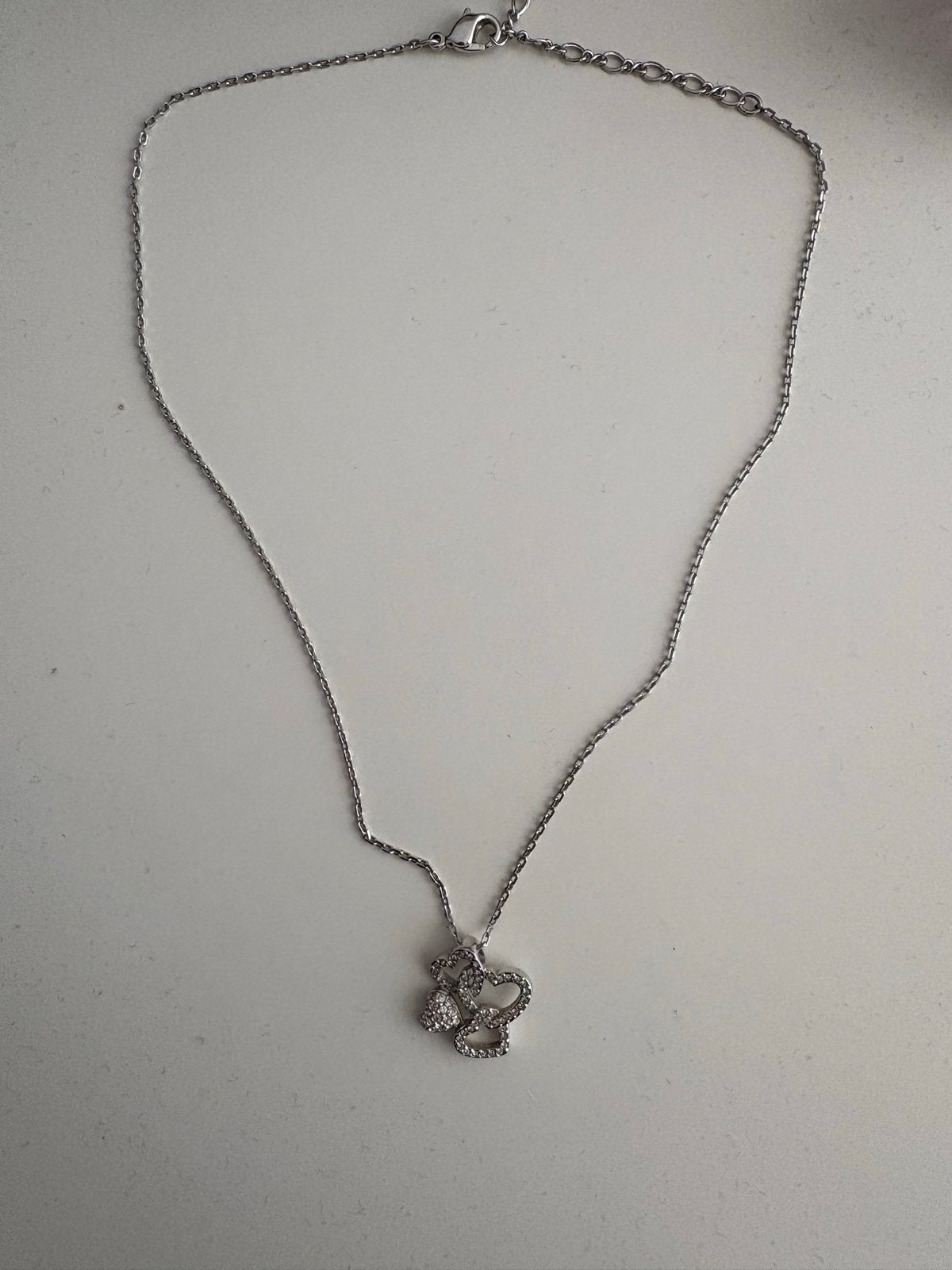 Swarovski ketting met hartjes hanger, Ophalen of Verzenden, Zo goed als nieuw, Zilver, Overige materialen