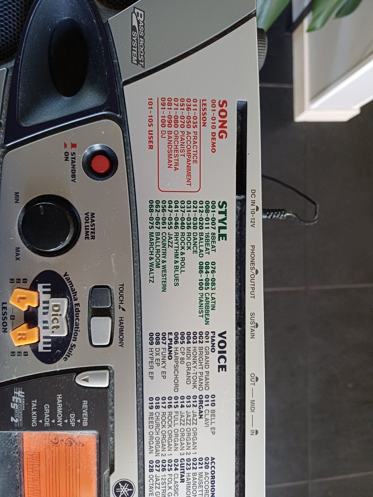 Foto 4 van Yamaha PSR-280 Keyboard met standaard