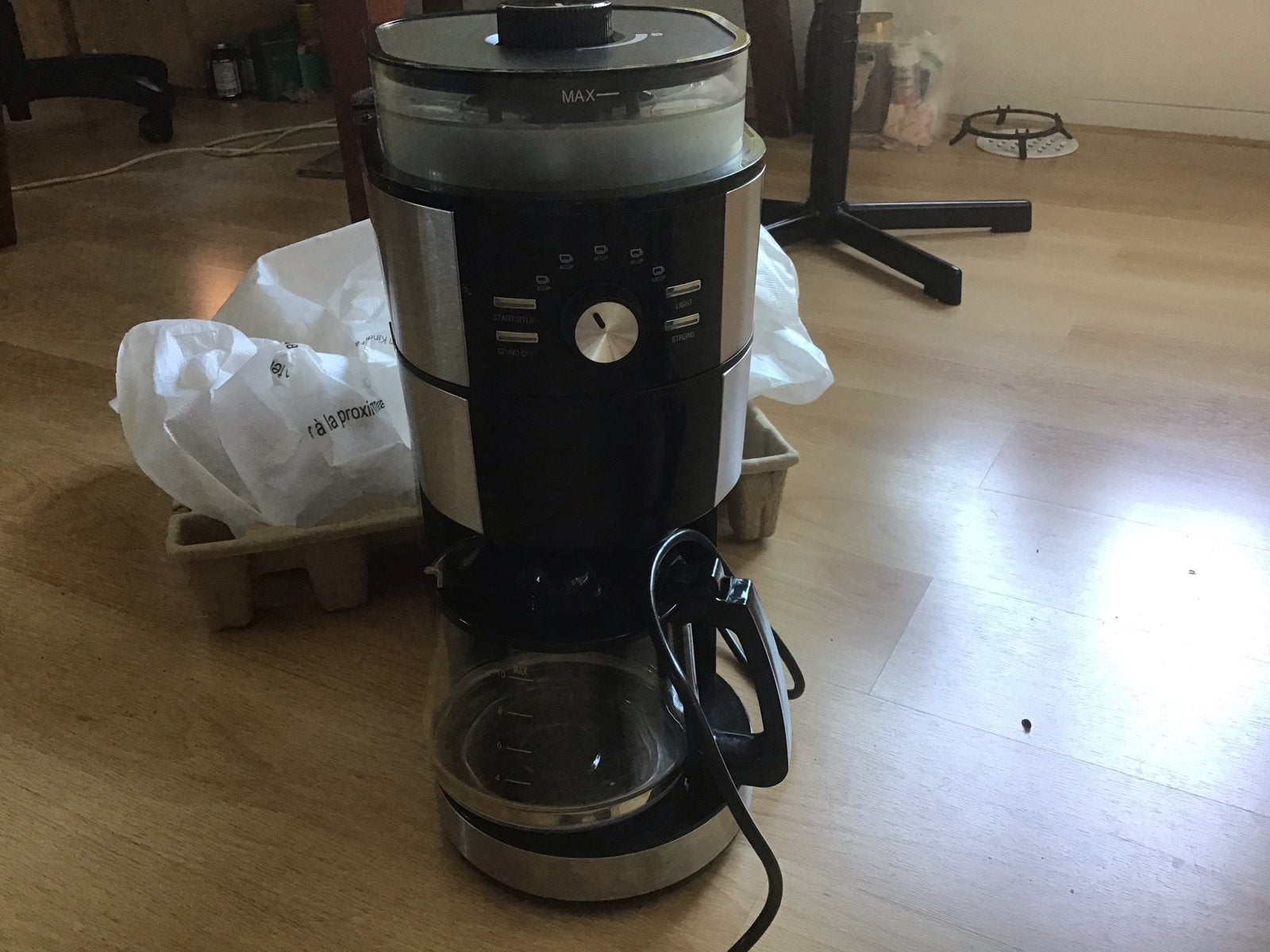 QUIGG Koffiemachine met Mahlwerk - Nieuw in doos, Witgoed en Apparatuur, Koffiezetapparaten, 10 kopjes of meer, Koffiemachine