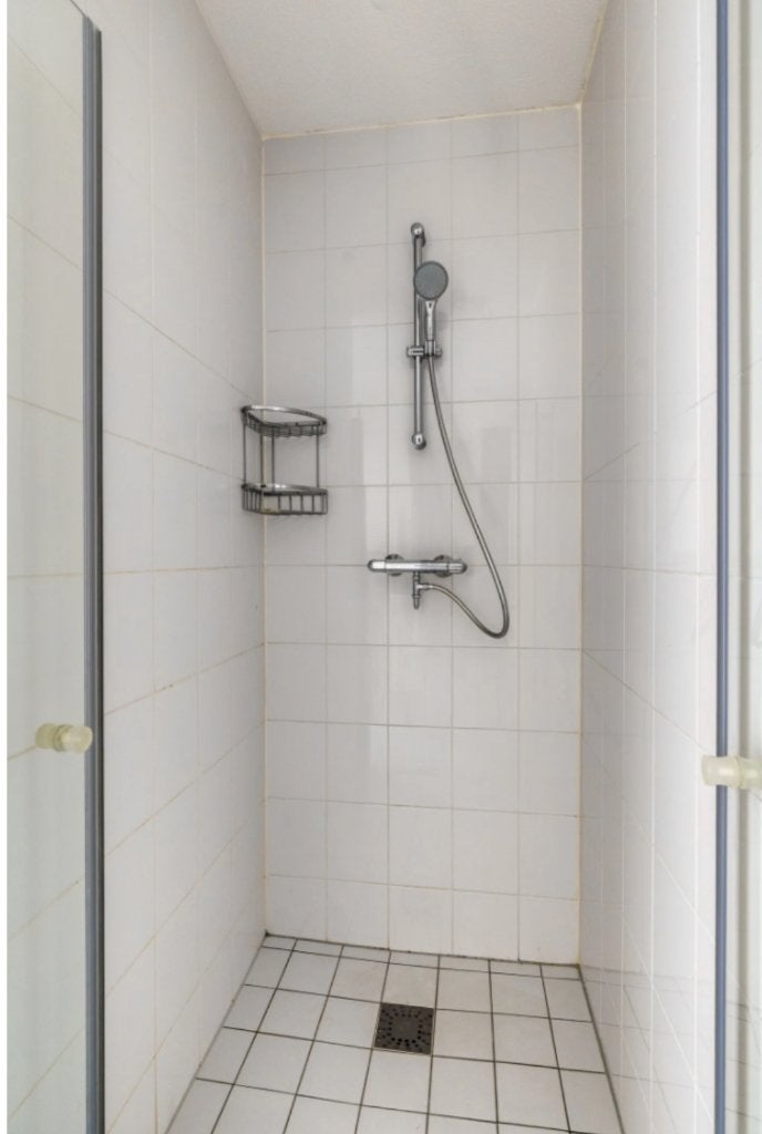 Complete badkamer met bad en douche, zelf demonteren/afhalen, Huis en Inrichting, Ophalen, Gebruikt, Met bad