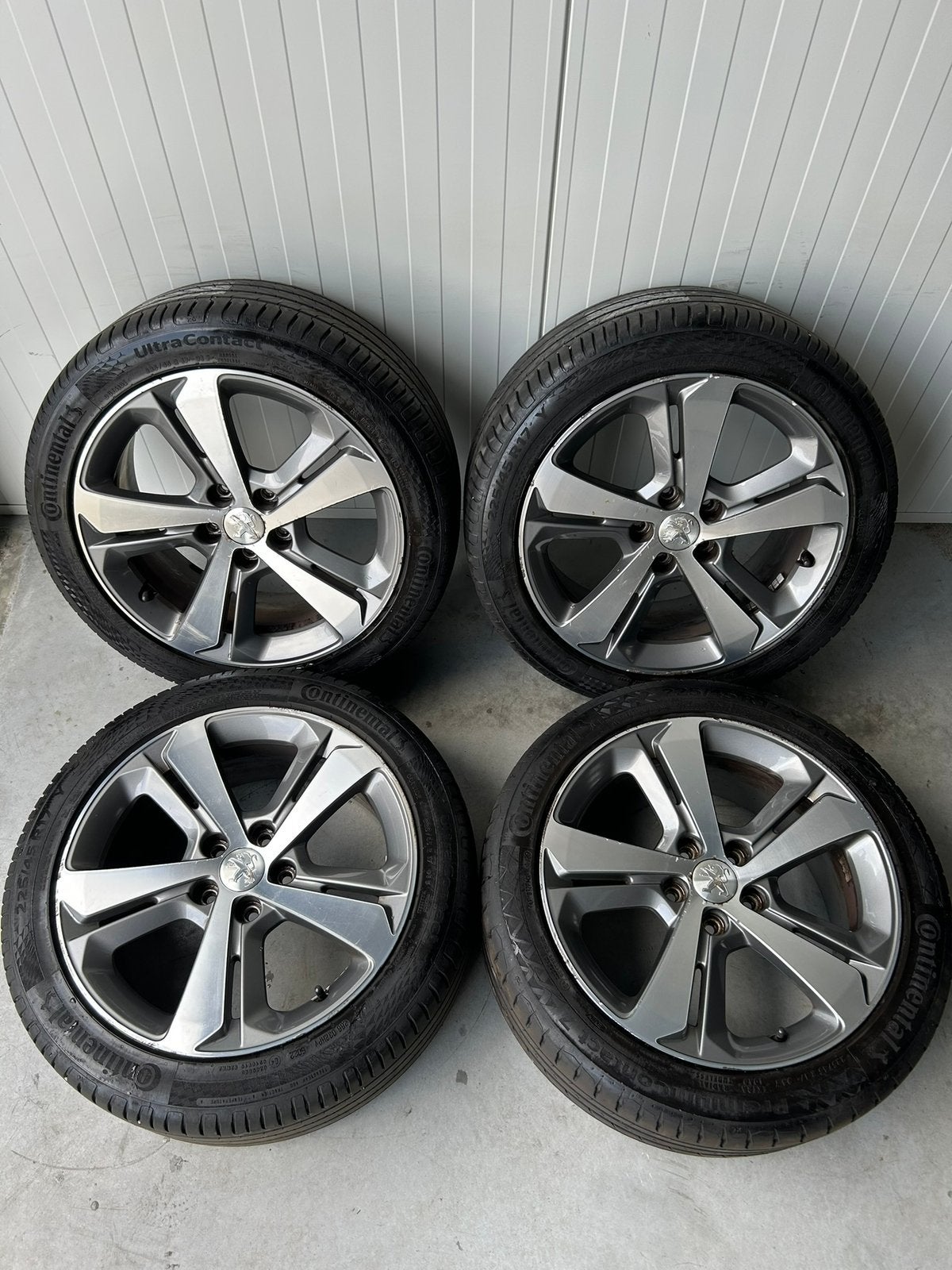 Originele Peugeot 308 SW GT Line 5x108 17 Inch Zomer, Auto-onderdelen, Banden en Velgen, 17 inch, Ophalen of Verzenden, Personenwagen