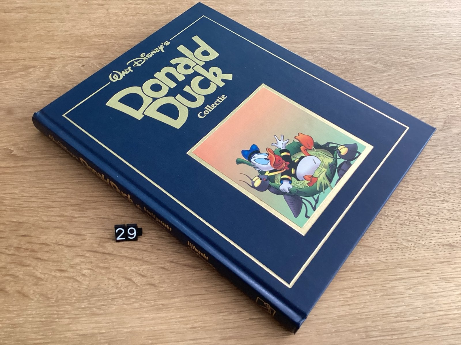 Donald Duck Collectie Hardcover Lecturama Deel 29, Eén stripboek, Ophalen of Verzenden, Zo goed als nieuw