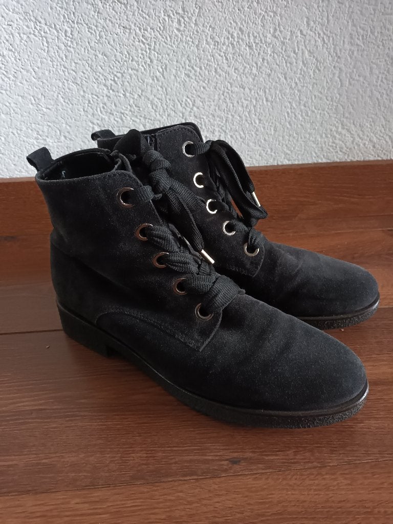 Donkerblauwe laarsjes Gabor maat 41 7,5 7.5 laarzen suede, Blauw, Lage of Enkellaarzen, Gabor, Ophalen of Verzenden