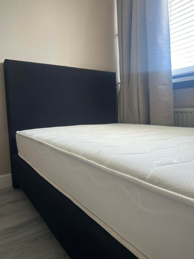Boxspring, Huis en Inrichting, Slaapkamer | Boxsprings, Ophalen, Gebruikt, Zwart, Twijfelaar