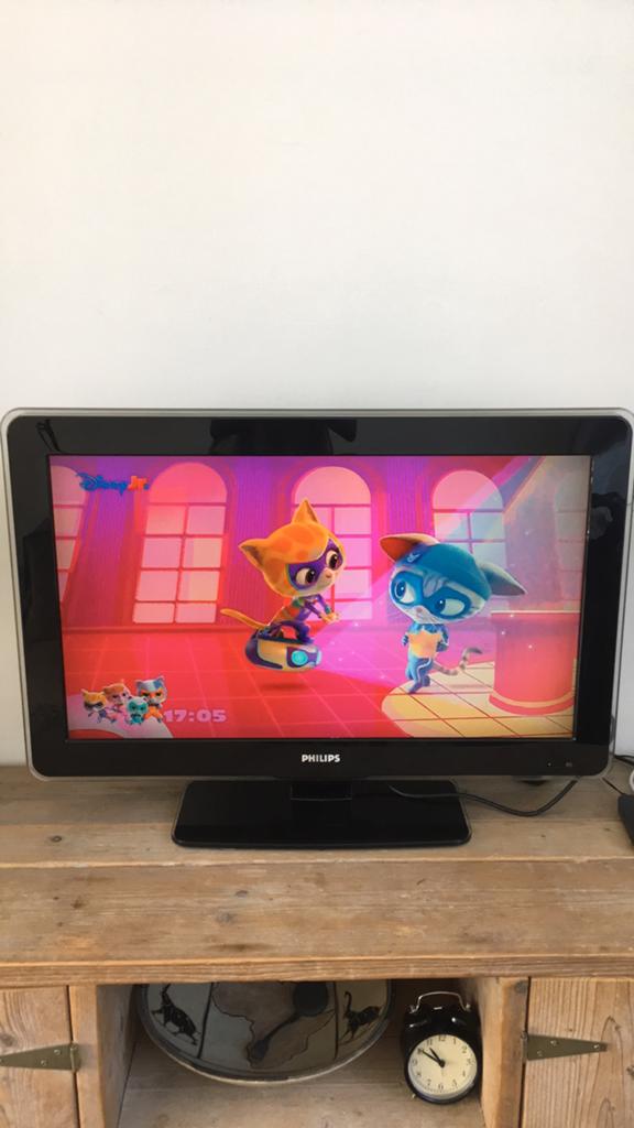 TV, Ophalen of Verzenden, 100 cm of meer, 50 Hz, Philips