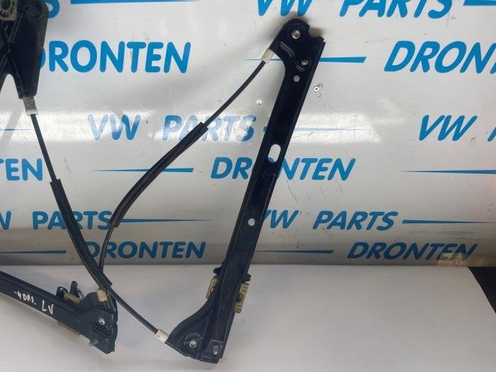 Ruitmechaniek 4Deurs links-voor van een Volkswagen Polo, Gebruikt, -, -, -