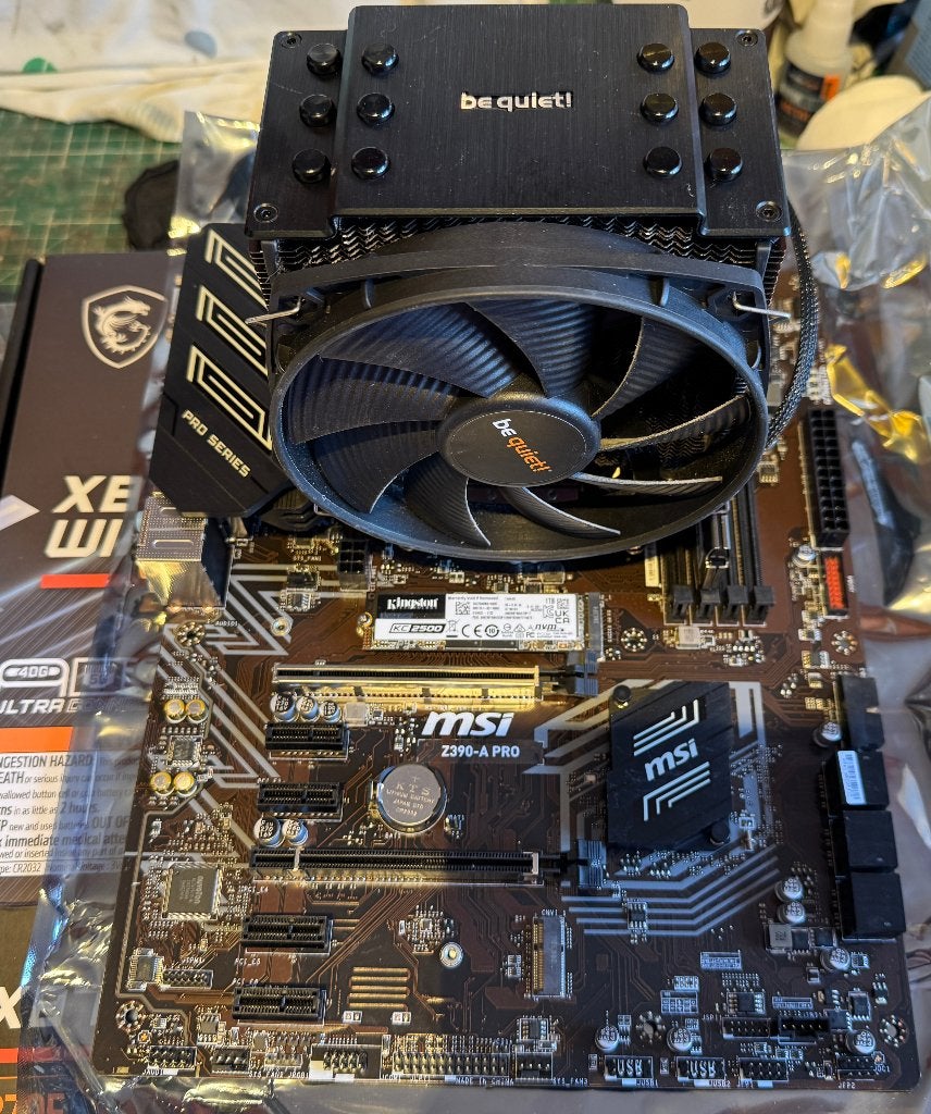 Intel Core i9 32GB DDR4 MSI Z390 Kingston 1TB M2 €350 MoBo, 8-core, LGA 1151, Gebruikt, Intel Core i9