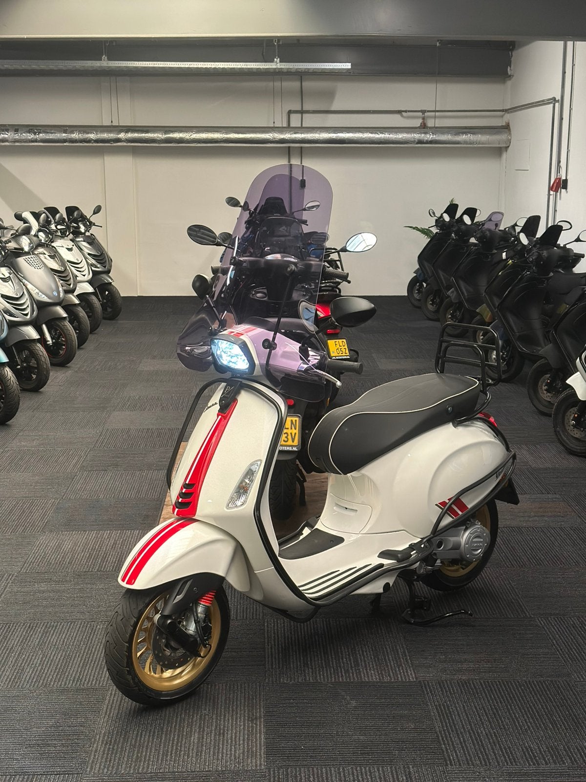 Vespa sprint 50cc 3v 4t 2020 Snor Racing Sixties 2000km!, Ophalen, Overige modellen, L, Zo goed als nieuw