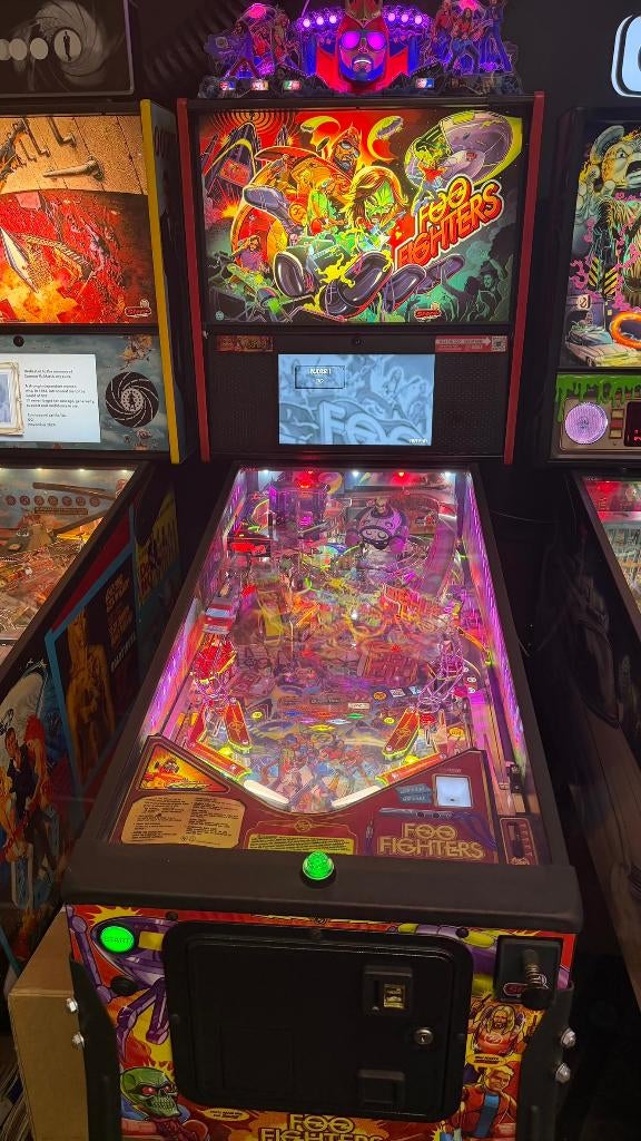 Stern Foo Fighters Premium, Verzamelen, Automaten | Flipperkasten, Ophalen, Gebruikt, Mechanisch, Bally