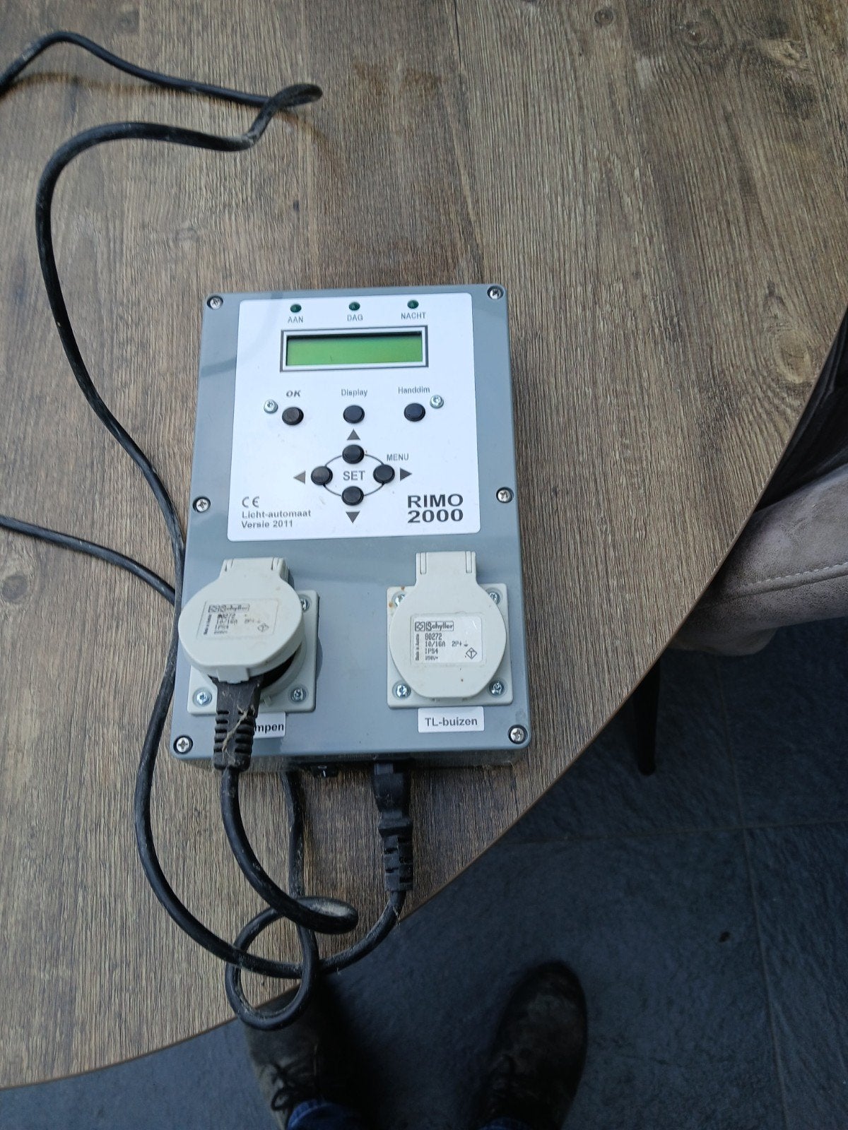 dimmer klok, Ophalen, Kooi-accessoires