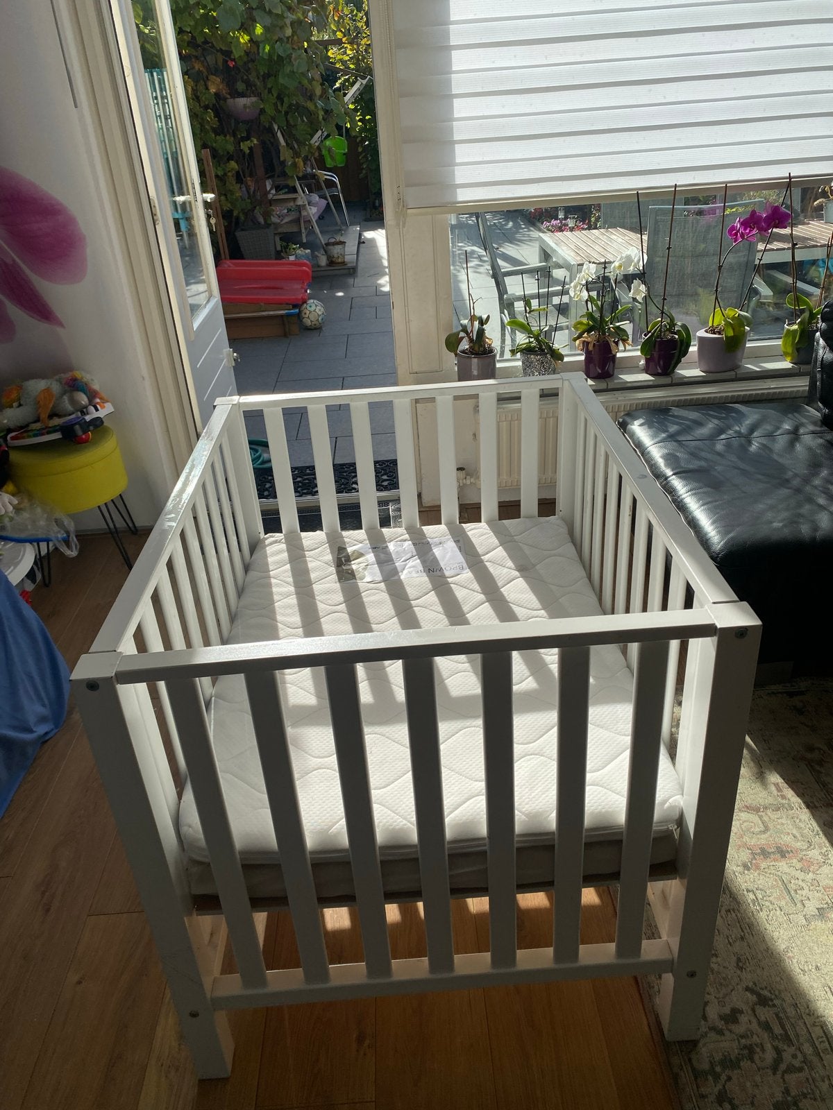 Wit Ledikant met Matras -, Kinderen en Baby's, Ophalen, Gebruikt, Ledikant