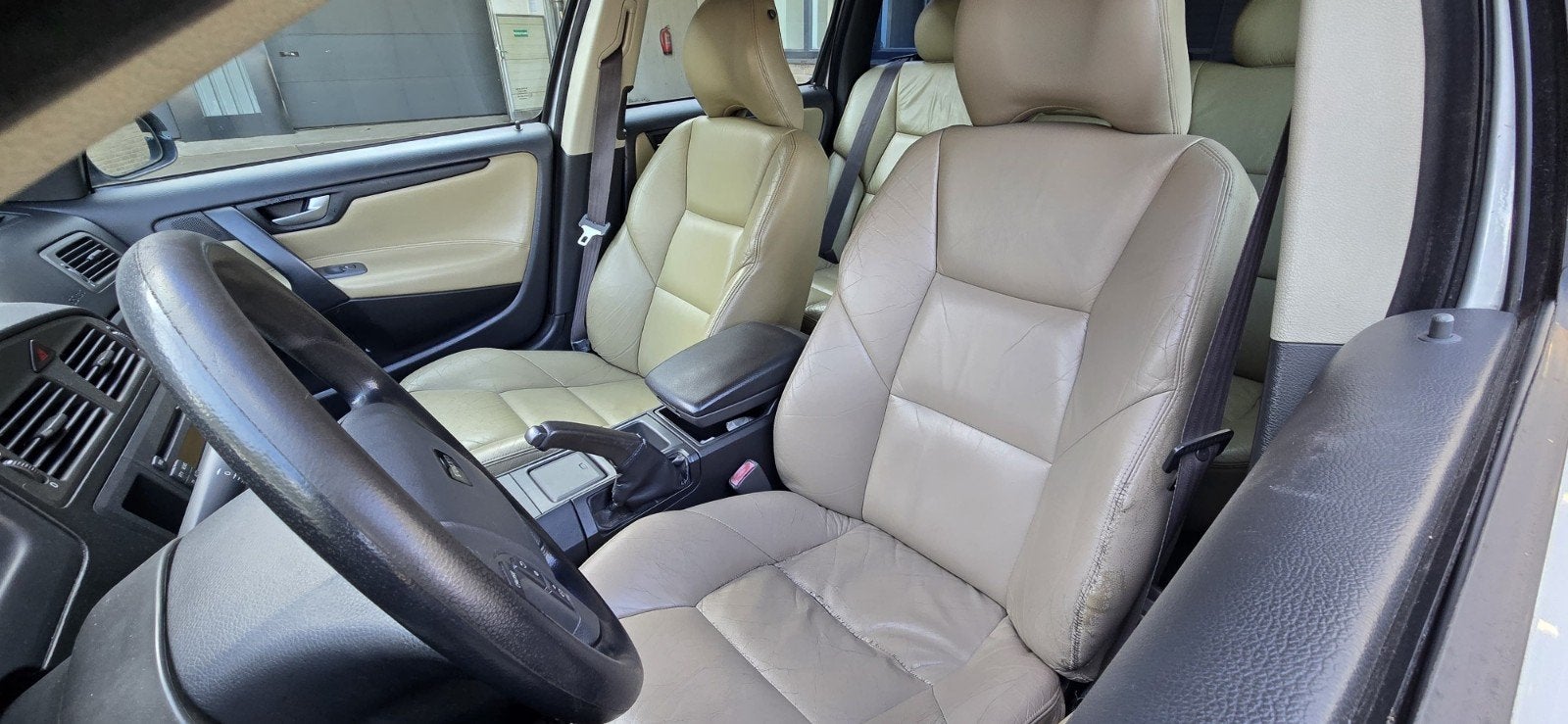 Volvo V70 2.4 T 200PK AUT youngtimer, foto 8