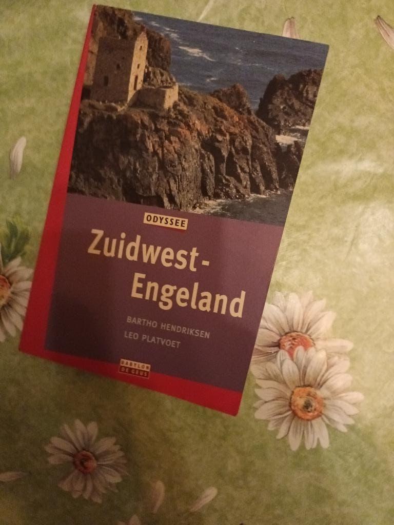 Zuidwest Engeland Odyssee reisgids. Groot BRittannie Devon, Boeken, Reisgidsen, Zo goed als nieuw, Reisgids of -boek, Europa, Overige merken