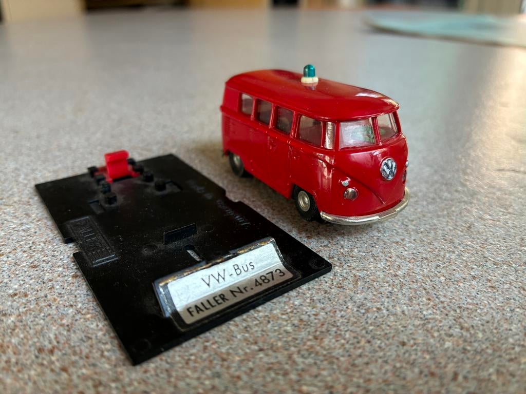 Faller AMS volkswagen T1 bus brandweer, Ophalen of Verzenden, Zo goed als nieuw, Elektrisch, Overige merken
