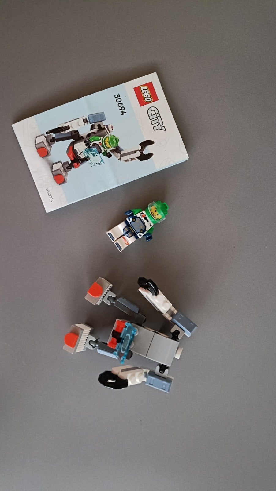 Lego City ruimtewetenachapsmecha 30694, Kinderen en Baby's, Speelgoed | Duplo en Lego, Ophalen of Verzenden, Zo goed als nieuw