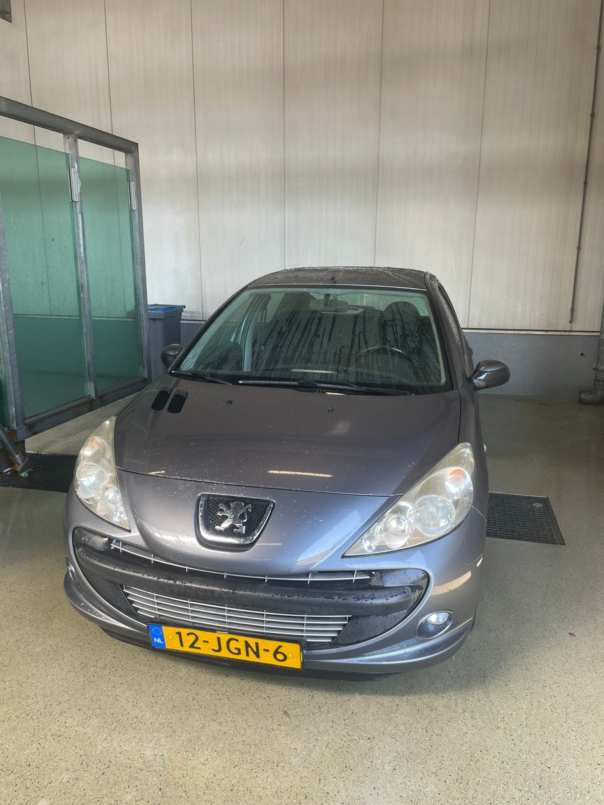 Peugeot 206+ 1.4 5D 2009 APK tot 22-5-2027 Dealeronderhouden, Auto's, Voorwielaandrijving, 206+, 4 cilinders, USB