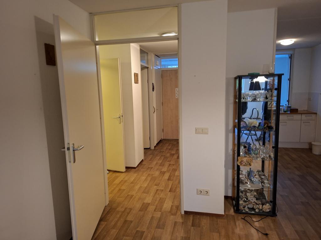Gratis af te halen: Vinyl vloer (ca. 82m2), Ophalen, Gebruikt, Bruin, 75 m² of meer