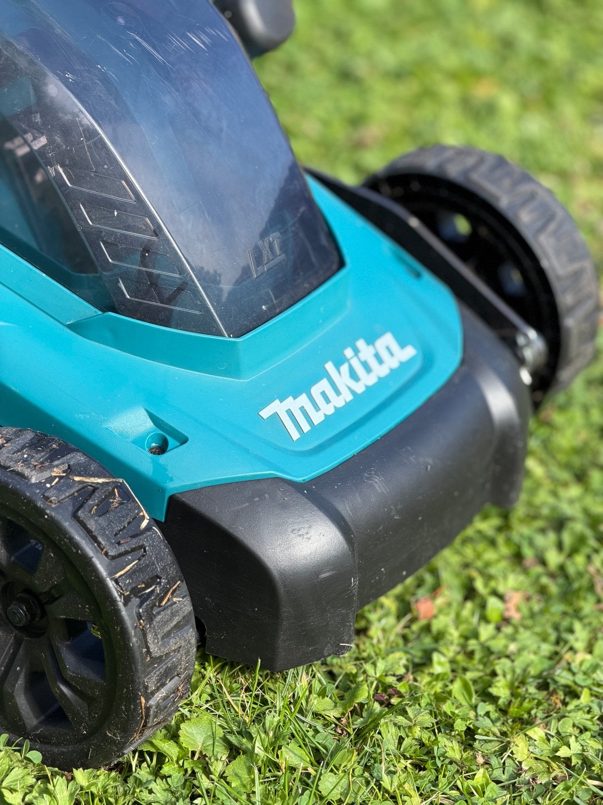 Makita Accu Grasmaaier DLM330 (excl. accu), Tuin en Terras, Ophalen, Cirkelmaaier, Accu-grasmaaier, Zo goed als nieuw