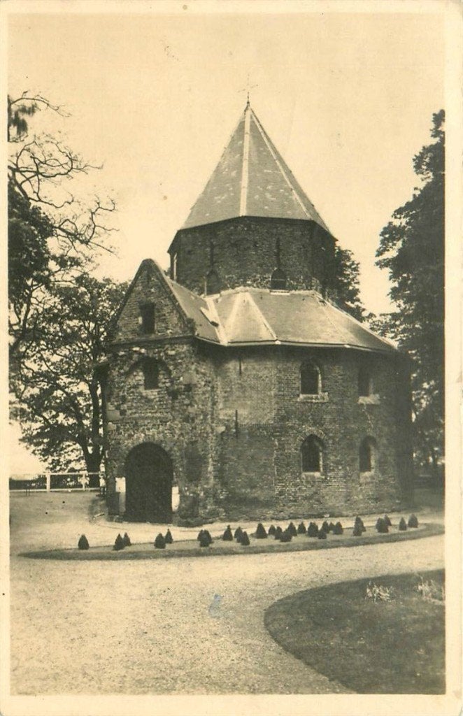 701-380-023 Nijmegen Karolingische Kapel, Verzamelen, Ansichtkaarten | Nederland, Verzenden, Voor 1920, Gelderland