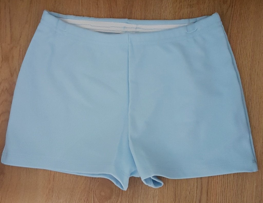 Lichtblauwe short maat 128/134 *NIEUW* (0833), Kinderen en Baby's, Kinderkleding | Maat 128, Broek, Meisje, Nieuw, Ophalen of Verzenden